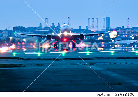 夜間飛行【福岡空港】 53633106