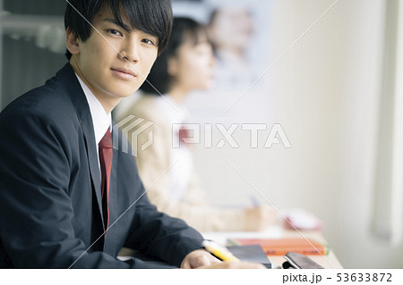 高校生　勉強　塾　予備校 53633872