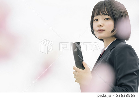 高校生　春　卒業生 53633968