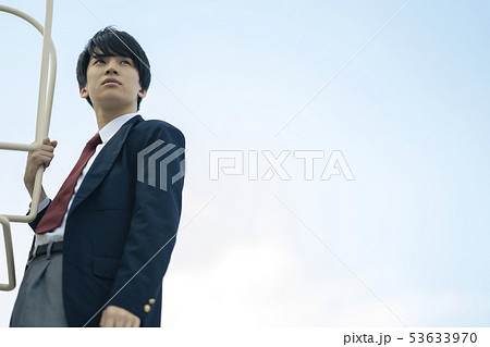 高校生　屋上 53633970