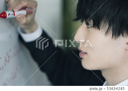 高校生　勉強　塾　予備校 53634285