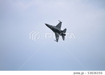 F-16 53636350