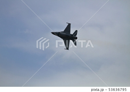F-16 53636795