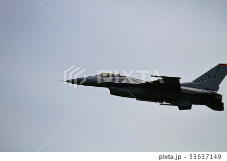 F-16 F-16 53637149