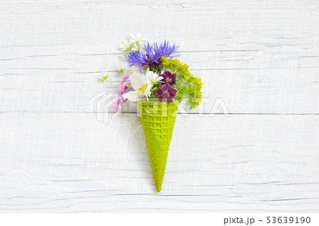 Abstract ice cream of fresh flowers 53639190