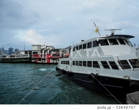 朝の香港 ヴィクトリアハーバー Victoria Harbor in the morning 朝の香港 ヴィクトリアハーバー Victoria Harbor in the morning 53640707