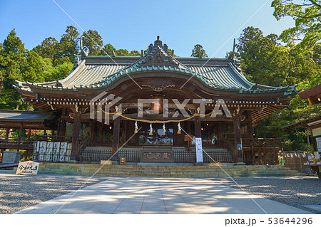 茨城の筑波山神社拝殿 53644296