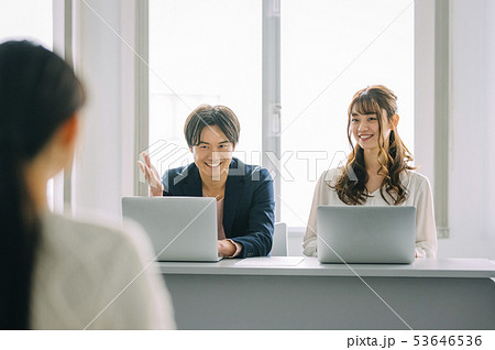 ビジネス　面接 53646536