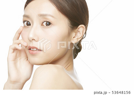 女性　ビューティー 53648156