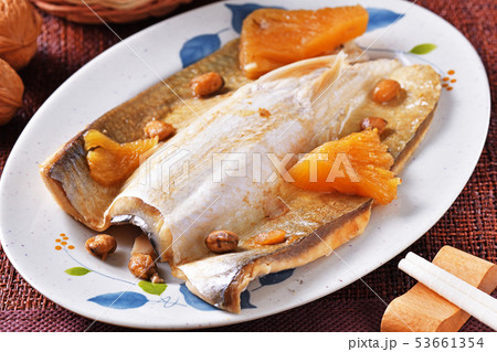 Braised milkfish belly in soy sauce 53661354