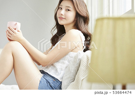 女性 ライフスタイル 女性 ライフスタイル 53664474