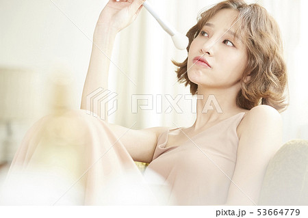 女性 ビューティー 女性 ビューティー 53664779