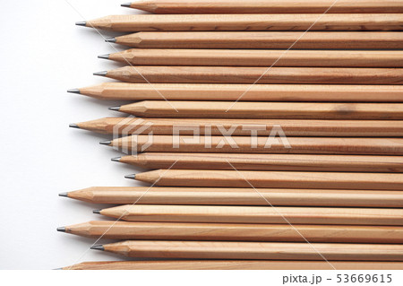 鉛筆 教育 背景 53669615