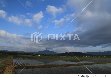 筑波山と田園風景 筑波山と田園風景 53669646