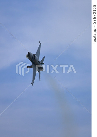 F-16 53670158