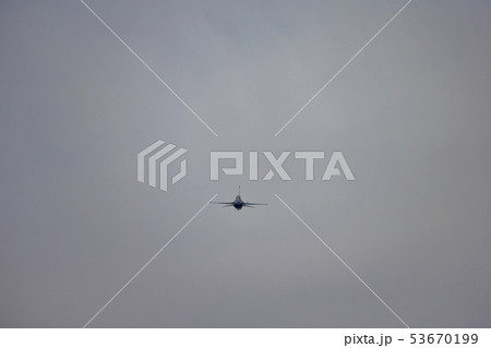 F-16 53670199