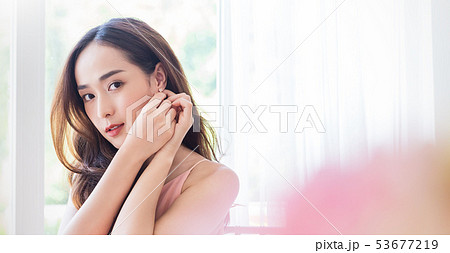 女性　ビューティー 53677219