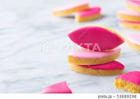 Calissons Provence on marble table background. Traditional French sweets. Copy space. Calissons Provence on marble table background. Traditional French sweets. Copy space. 53689298