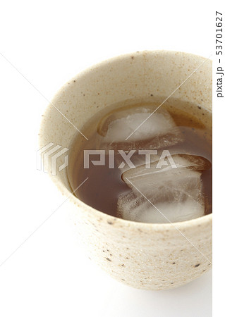 冷たいお茶 冷たいお茶 53701627