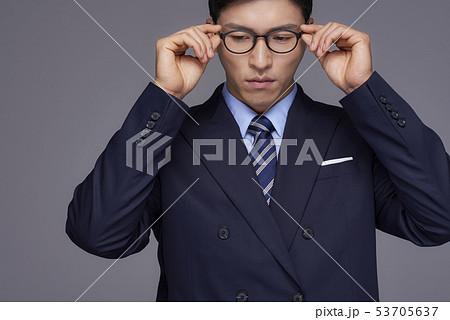 男性 ビジネス 男性 ビジネス 53705637