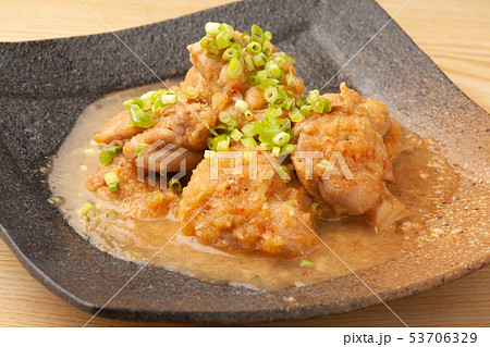 鶏肉のみぞれ煮 53706329