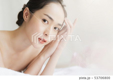 女性　ビューティー 53706800