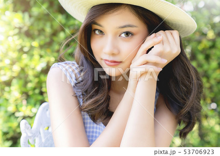 女性　リゾート 53706923