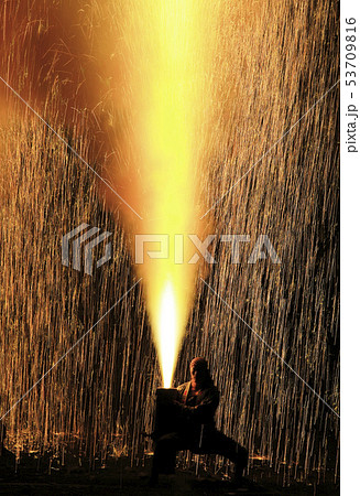 【愛知県豊橋市】吉田神社の手筒花火 【愛知県豊橋市】吉田神社の手筒花火 53709816