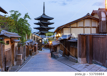 京都 東山 清水寺参道の風景の写真素材