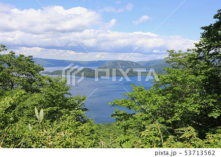 紫明亭展望台から見る十和田湖 53713562
