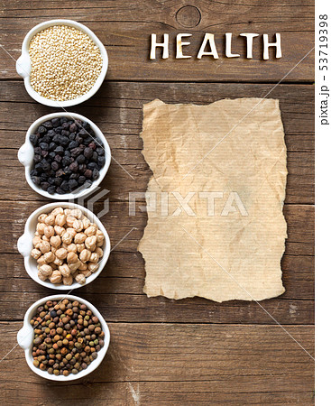 Cereals and legumes in bowls Cereals and legumes in bowls 53719398