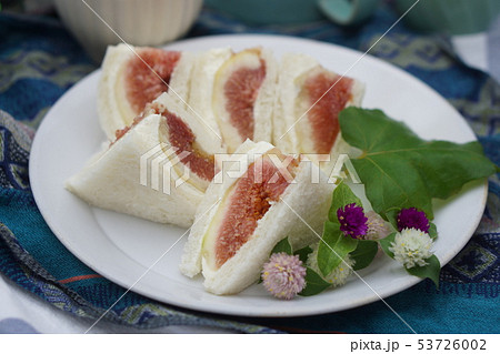 無花果のサンドイッチ 53726002