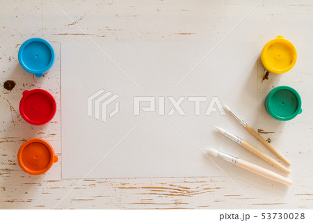 White paper and child stationery 53730028