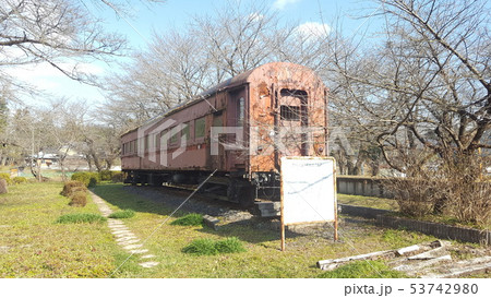 樽見鉄道の谷汲口駅の古い電車１ 53742980