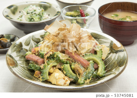 ゴーヤチャンプル定食 53745081