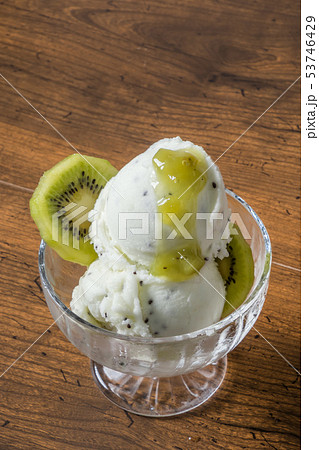 アイスクリーム Italian gelato delicious ice cream アイスクリーム Italian gelato delicious ice cream 53746429