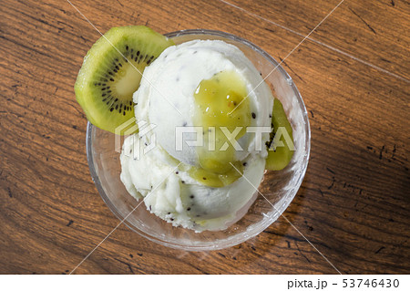 アイスクリーム Italian gelato delicious ice cream アイスクリーム Italian gelato delicious ice cream 53746430