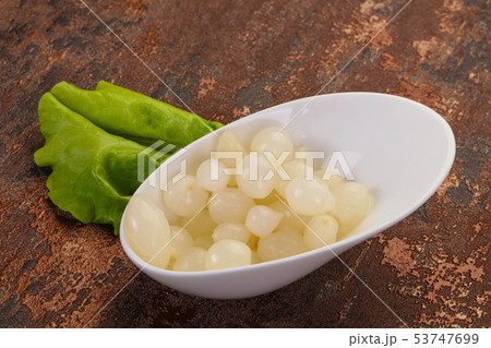 Pickled baby onion 53747699