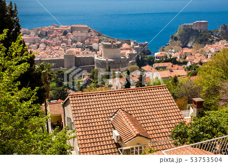 Panoramic view of the roofs of Dubrovnik 53753504