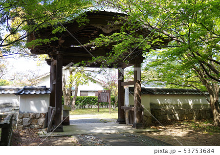 毛利輝元公の墓所の入り口門 毛利輝元公の墓所の入り口門 53753684