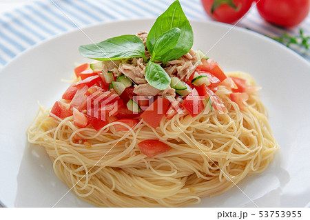 トマトとツナの冷製パスタ 53753955