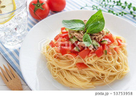 トマトとツナの冷製パスタ 53753958