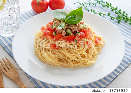 トマトとツナの冷製パスタ トマトとツナの冷製パスタ 53753959
