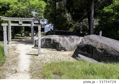 岡山県岡山市　矢喰神社　巨岩 53754729
