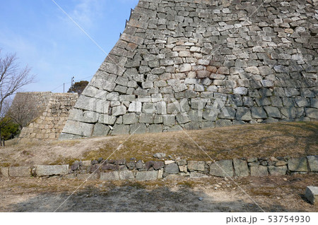 石垣がはんぱない丸亀城 53754930