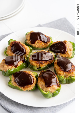 ピーマンの肉詰め 53758064