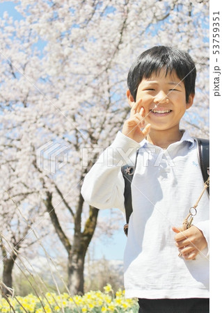 笑う 一年生 53759351