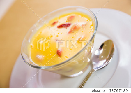 Strawberry custard Strawberry custard 53767189