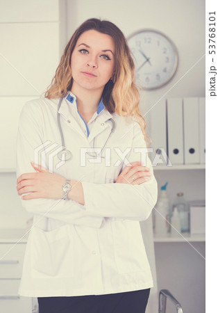 Young medical worker in medical Center 53768101