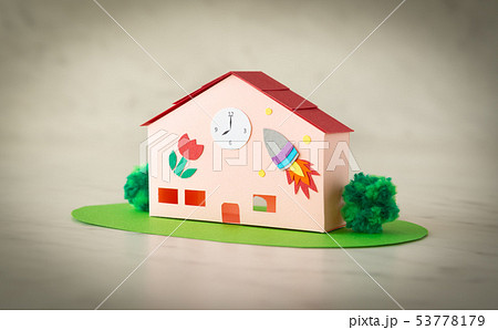 保育所　幼稚園　保育園　認定こども園　託児所 53778179